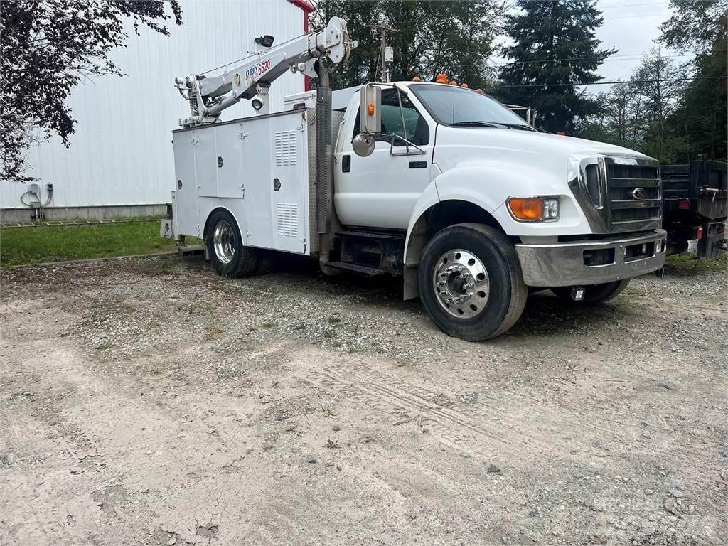 Ford F-750 Vehículos - Taller