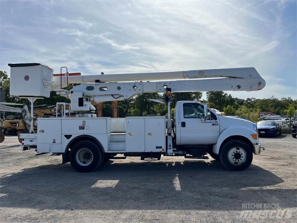 Ford F-750 Plataformas sobre camión