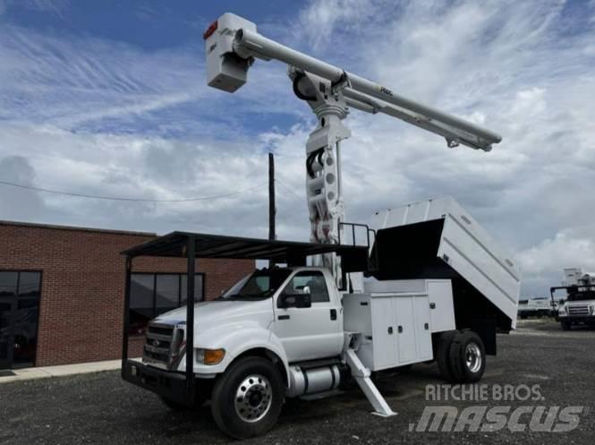 Ford F-750 Plataformas sobre camión
