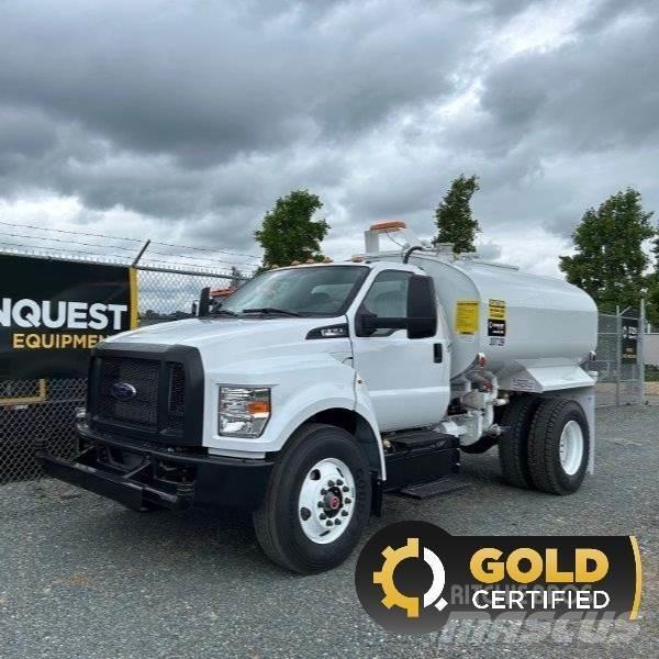 Ford F-750 Camiones cisterna
