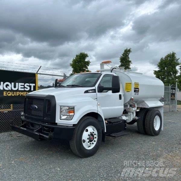 Ford F-750 Camiones cisterna