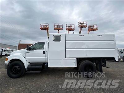 Ford F-750 Camiones volquete para virutas de madera