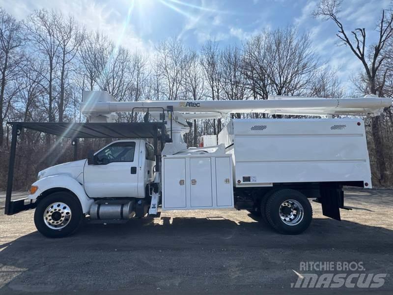 Ford F-750 Plataformas sobre camión