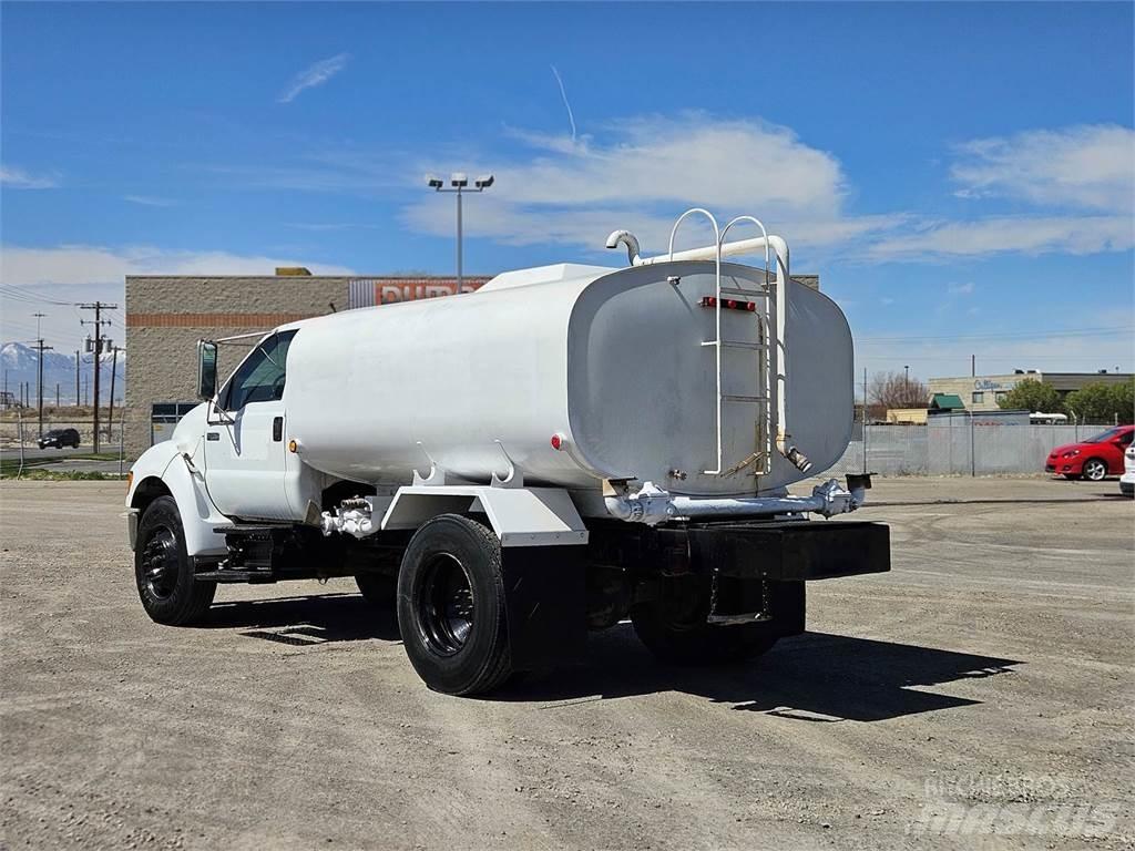 Ford F-750 Camiones cisterna