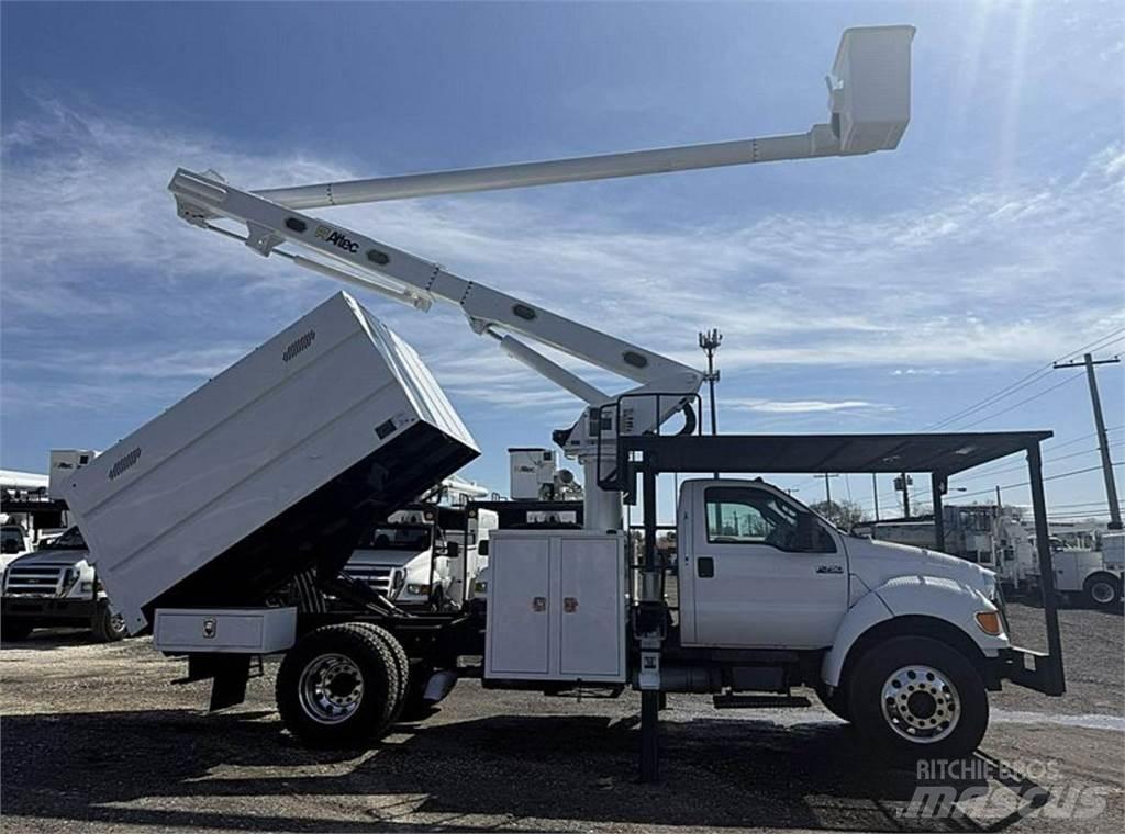 Ford F-750 Plataformas sobre camión