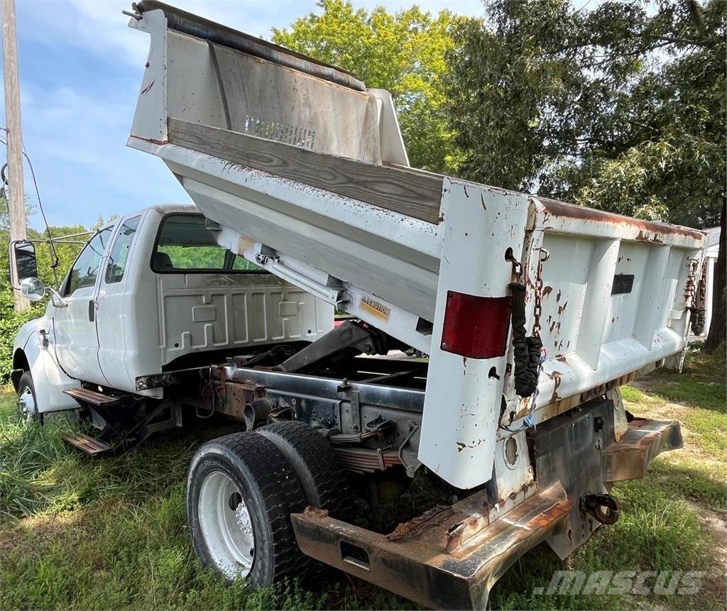 Ford F-750 Camiones bañeras basculantes o volquetes