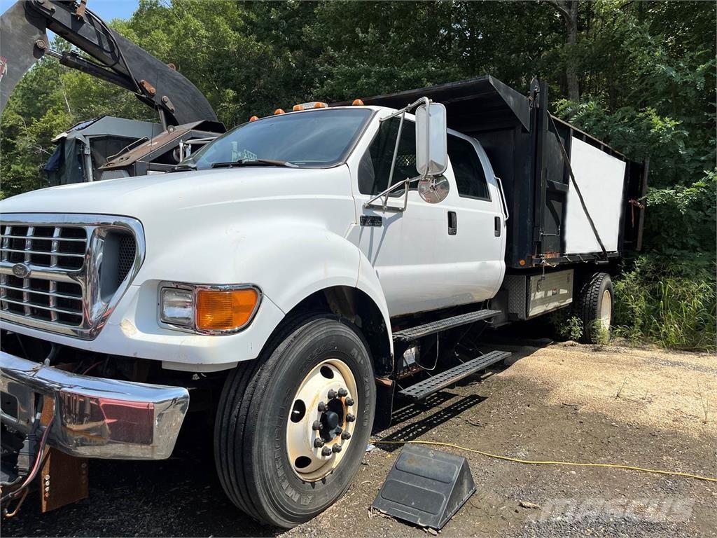 Ford F-750 Camiones bañeras basculantes o volquetes