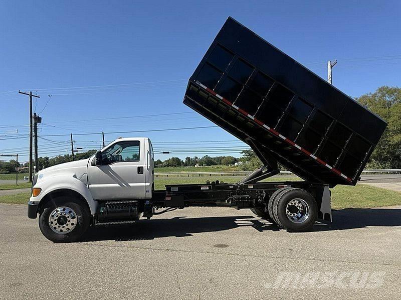Ford F-750 Camiones volquete para virutas de madera