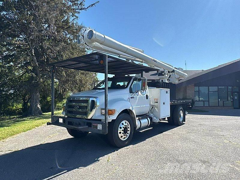 Ford F-750 Plataformas sobre camión