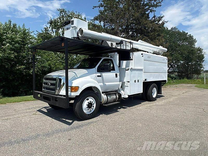 Ford F-750 Plataformas sobre camión