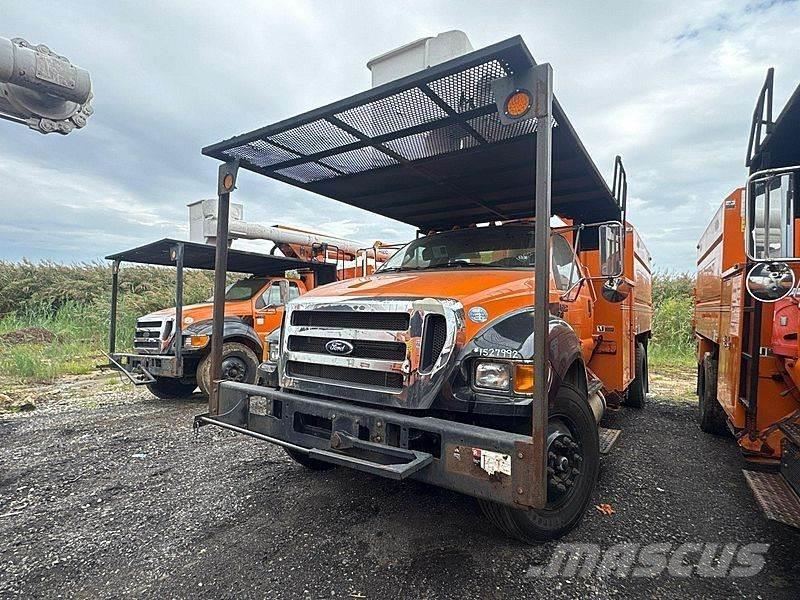 Ford F-750 Plataformas sobre camión