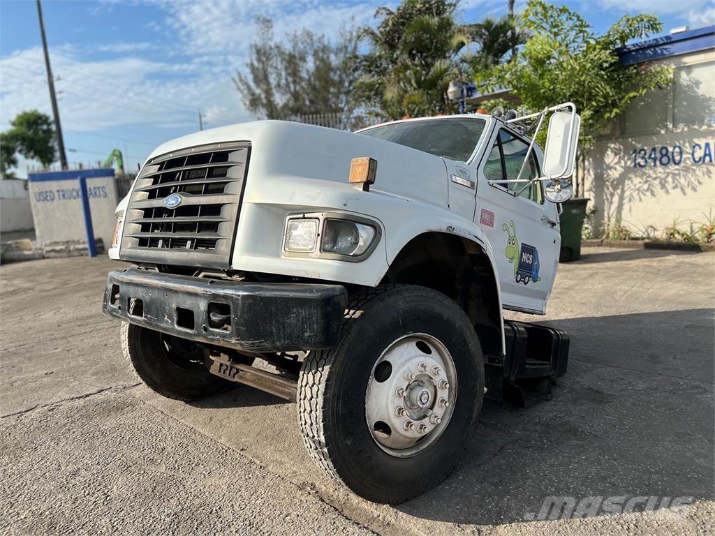 Ford F-800 Transporte - Otros