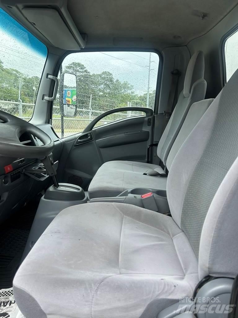 Isuzu NRR Cabezas tractoras