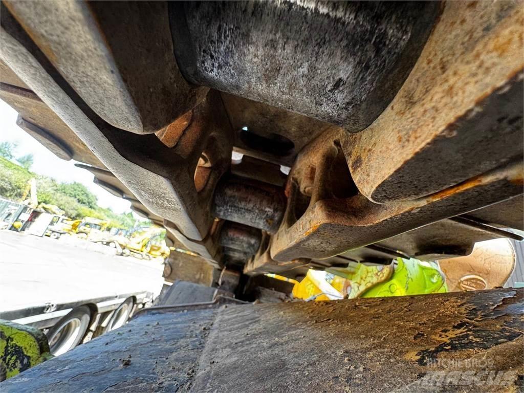 JCB 220XLC Excavadoras de cadenas