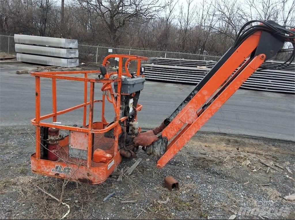 JLG 600AJ Plataforma de trabajo articulada