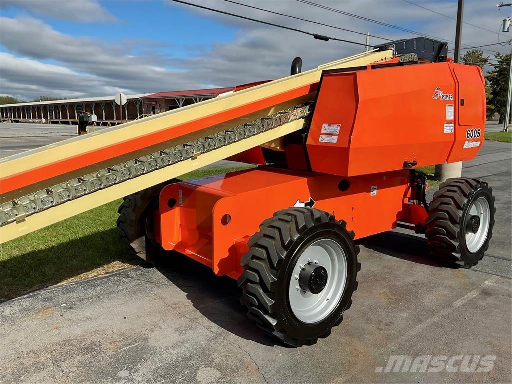 JLG 600S Plataformas de trabajo telescópica