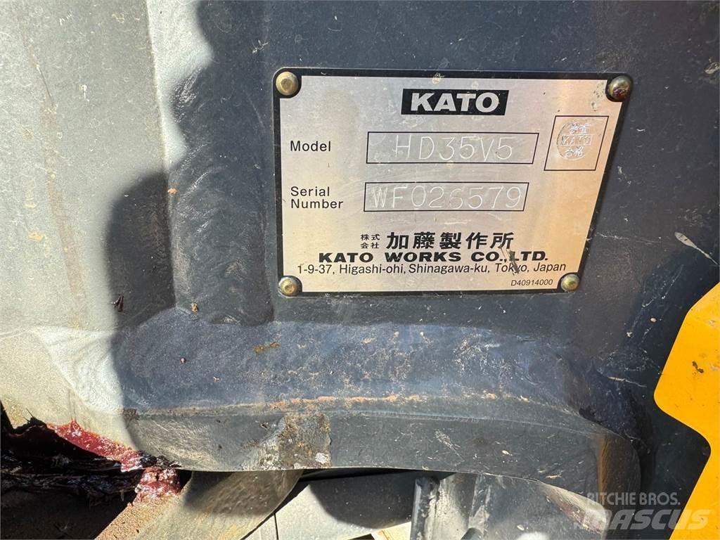Kato 35V-5 Mini excavadoras < 7t