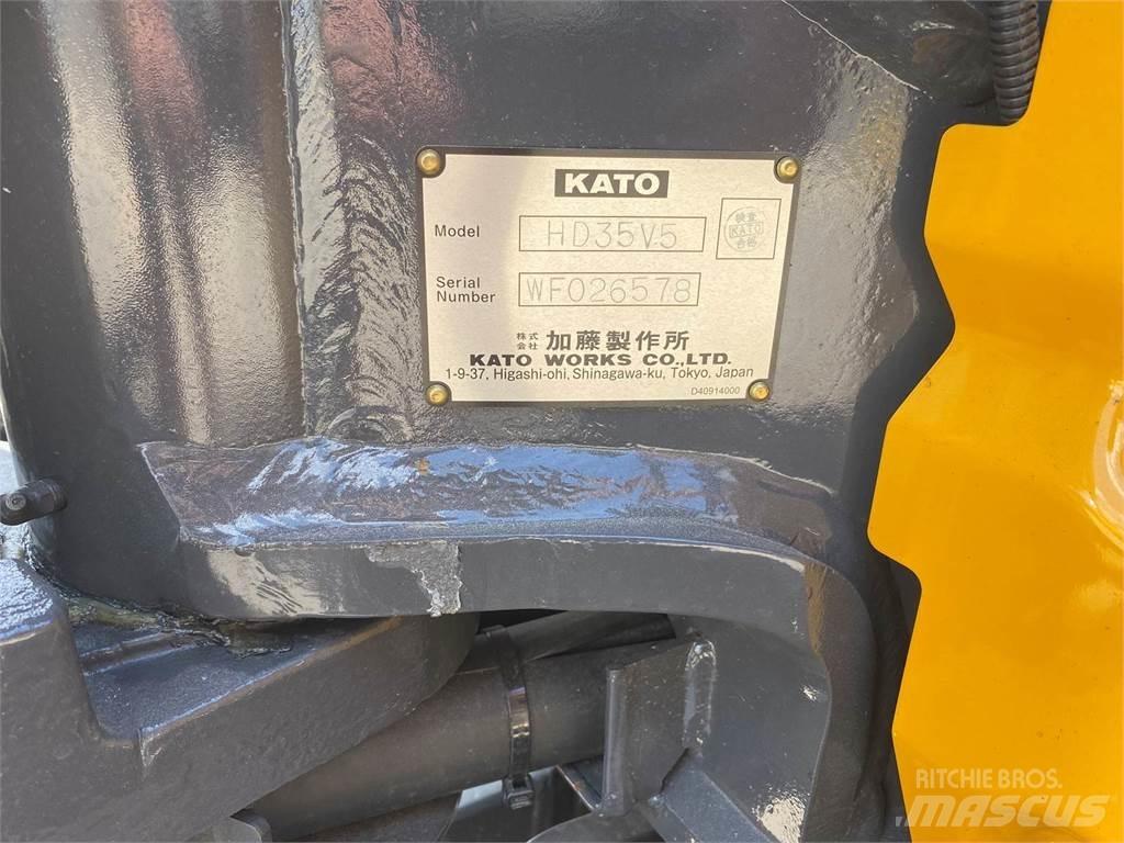 Kato 35V-5 Mini excavadoras < 7t