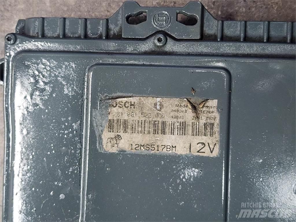 Mack  Electrónicos
