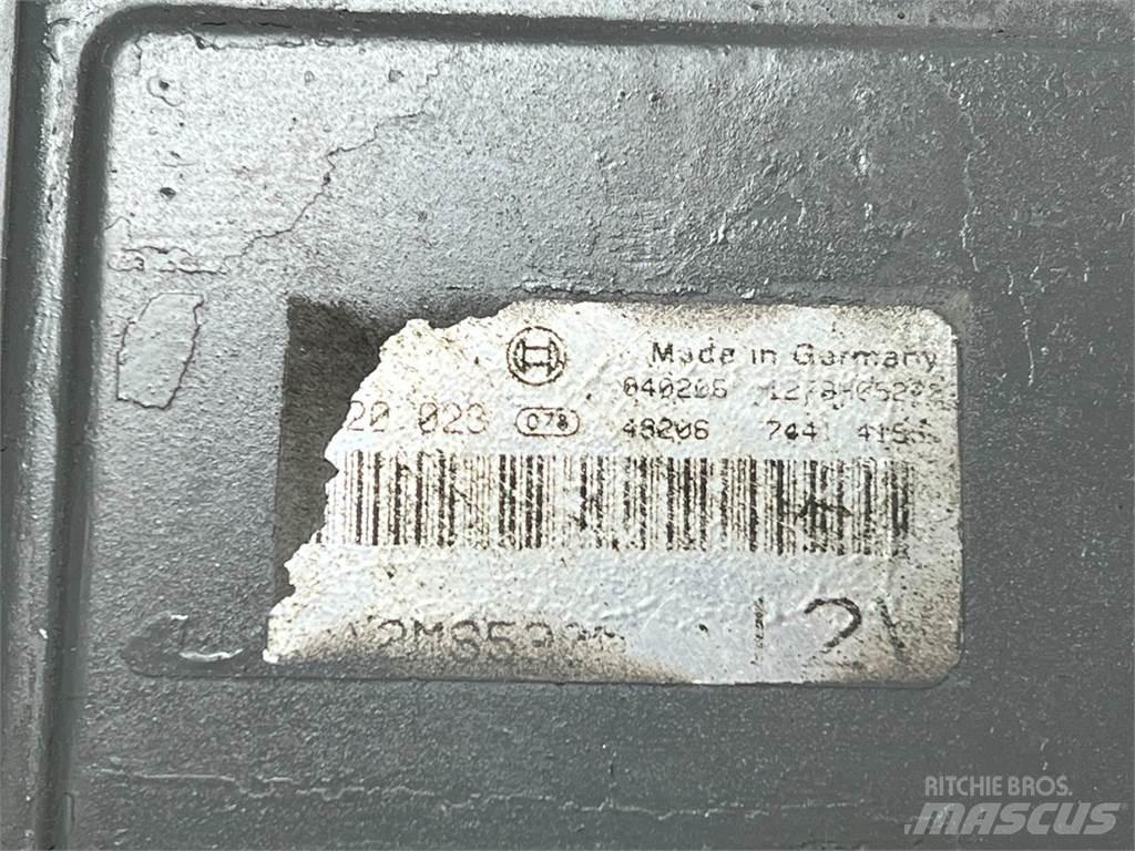 Mack AMI Electrónicos