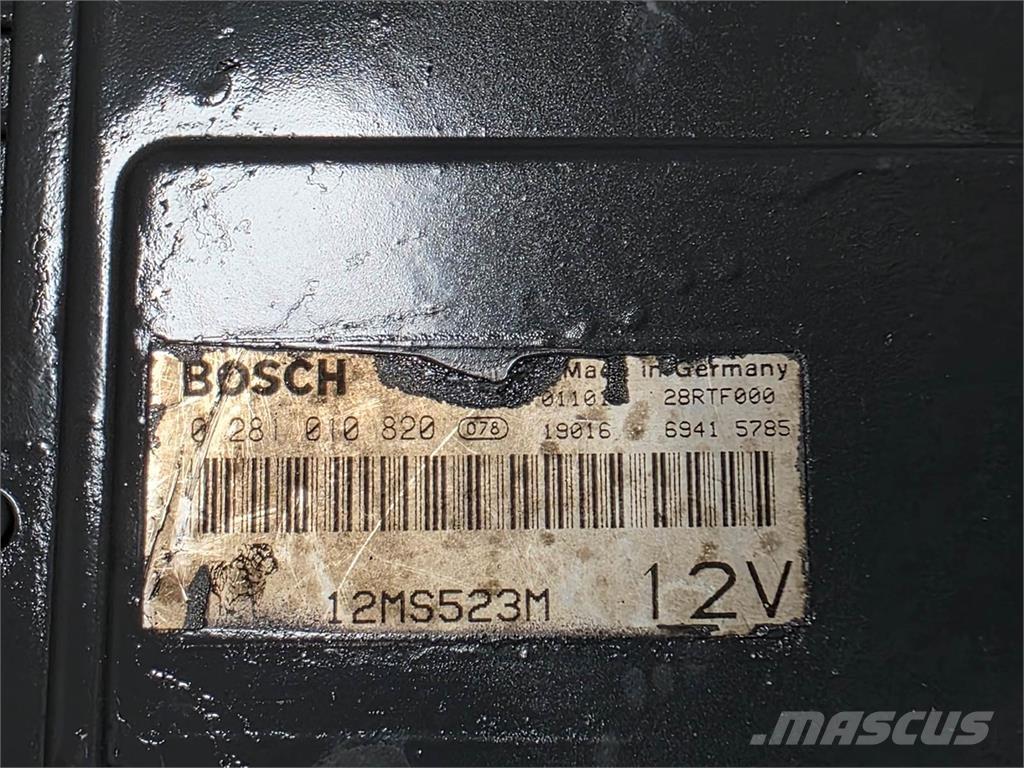 Mack E7 Electrónicos