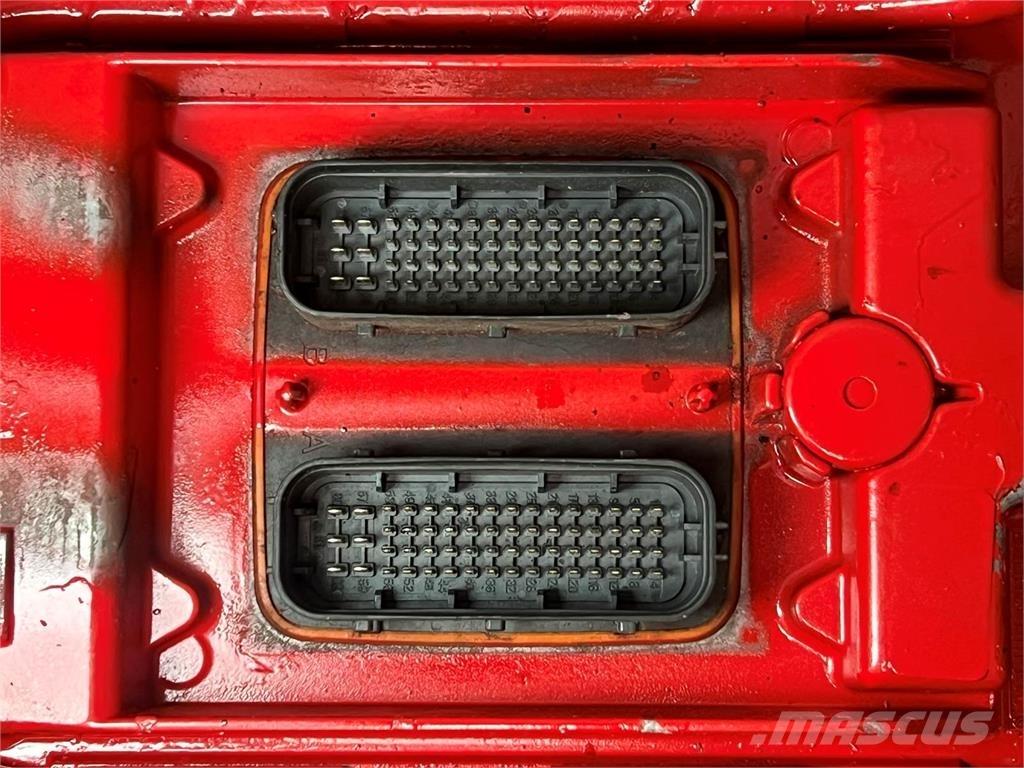 Mack MP7 Electrónicos