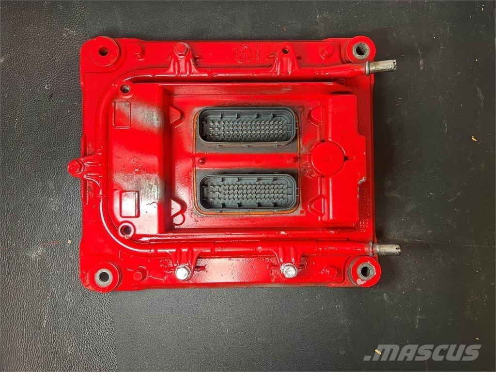 Mack MP7 Electrónicos