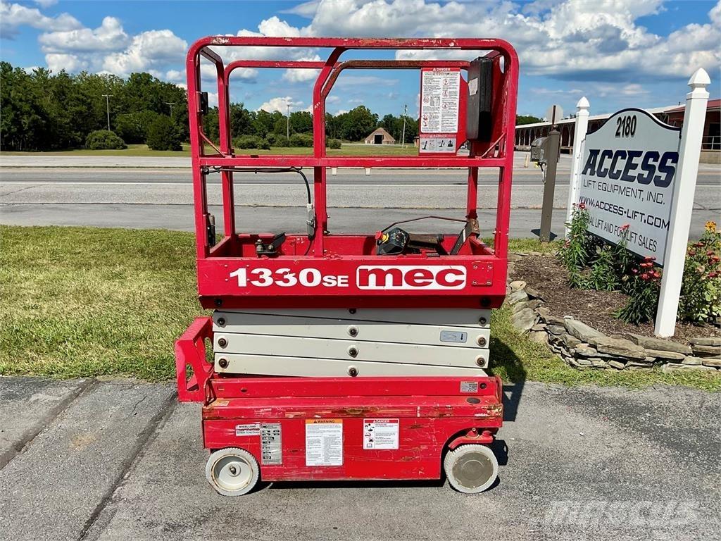 MEC 1330SE Plataformas tijera