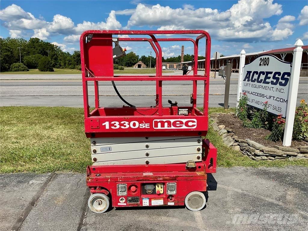 MEC 1330SE Plataformas tijera