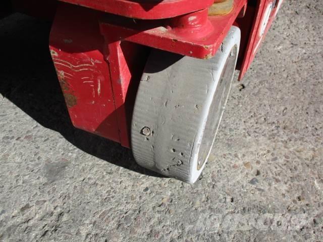 MEC 1330SE Plataformas tijera