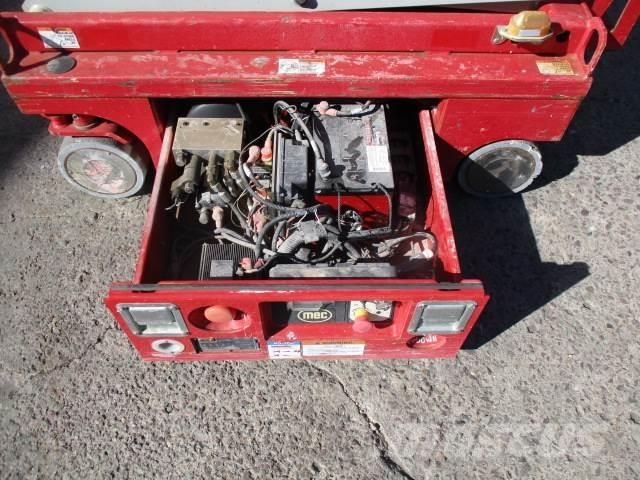 MEC 1330SE Plataformas tijera