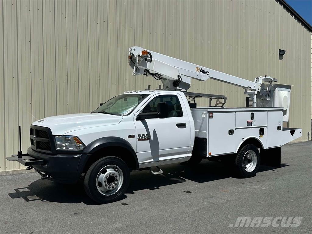 RAM 4500 Plataformas sobre camión