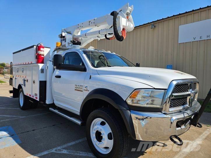 RAM 5500 Plataformas sobre camión