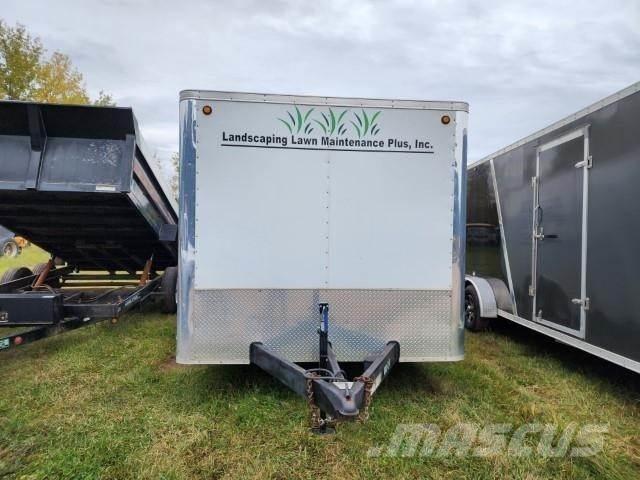  STORM 19FT Carrocería de caja