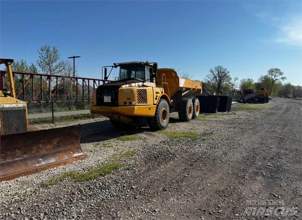 Volvo A25E Camiones bañeras basculantes o volquetes