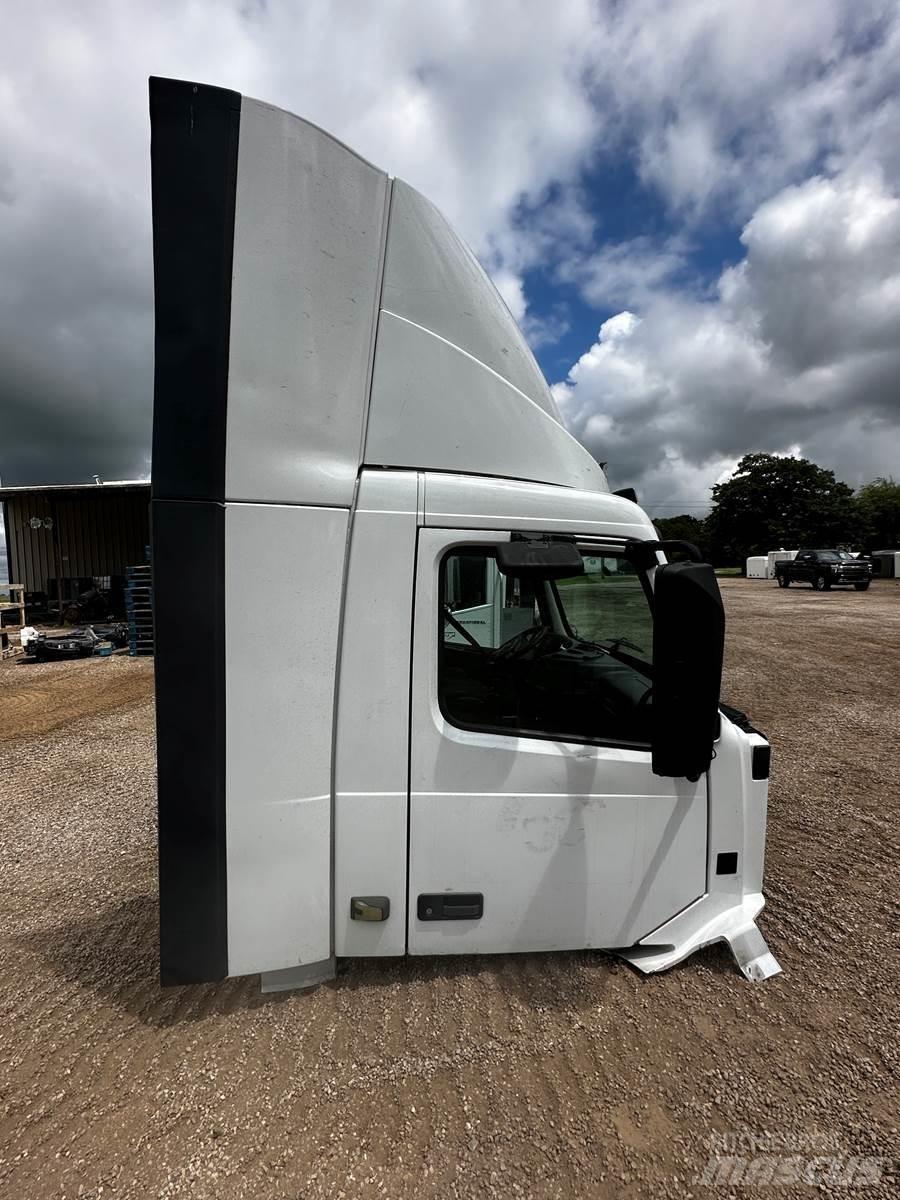 Volvo VNL Transporte - Otros