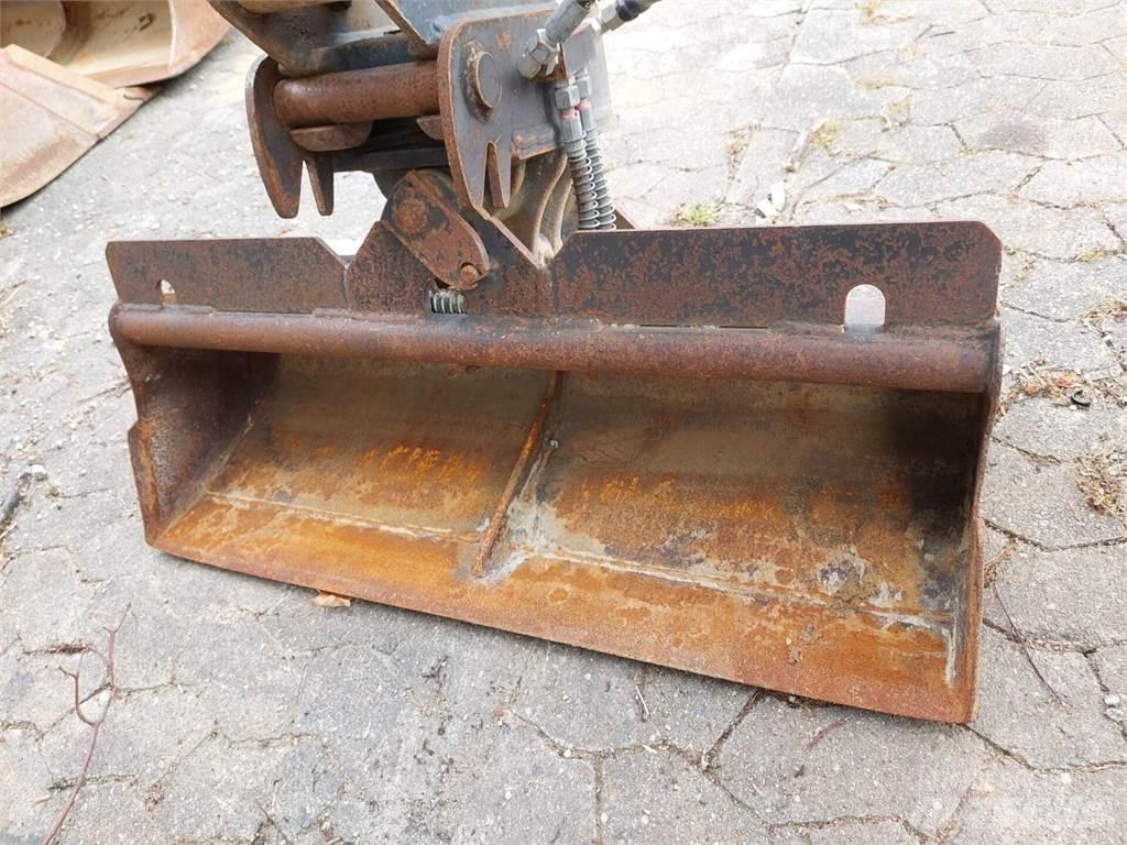 Yanmar SV16 Excavadoras de cadenas