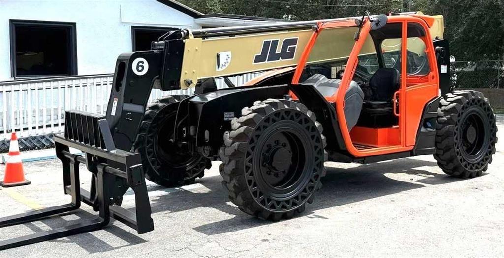 JLG 642 Carretillas telescópicas