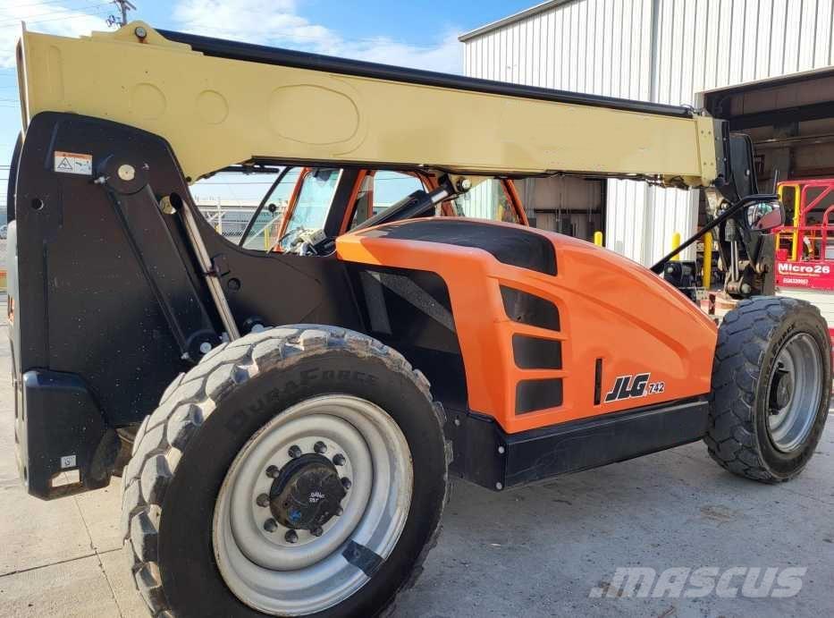 JLG 742 Carretillas telescópicas
