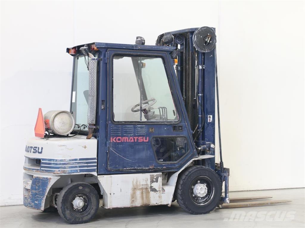 Komatsu FG25HT-11 Otras carretillas elevadoras