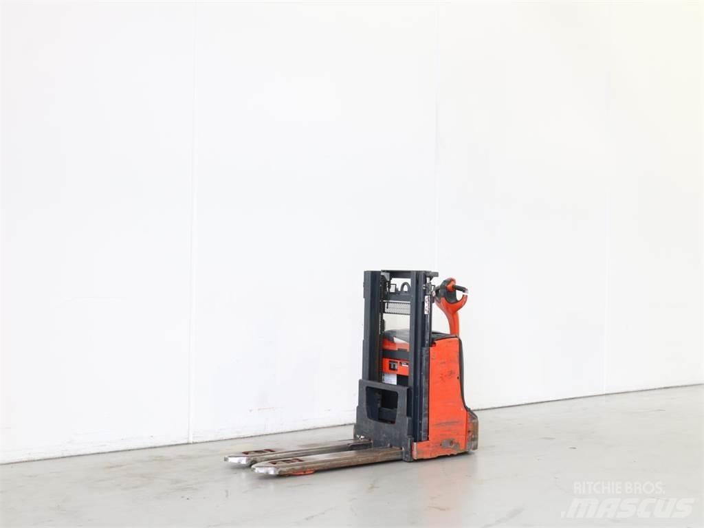 Linde D08/1160 Apiladores eléctricos