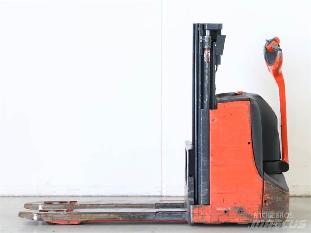 Linde D08/1160-00 Apiladores eléctricos