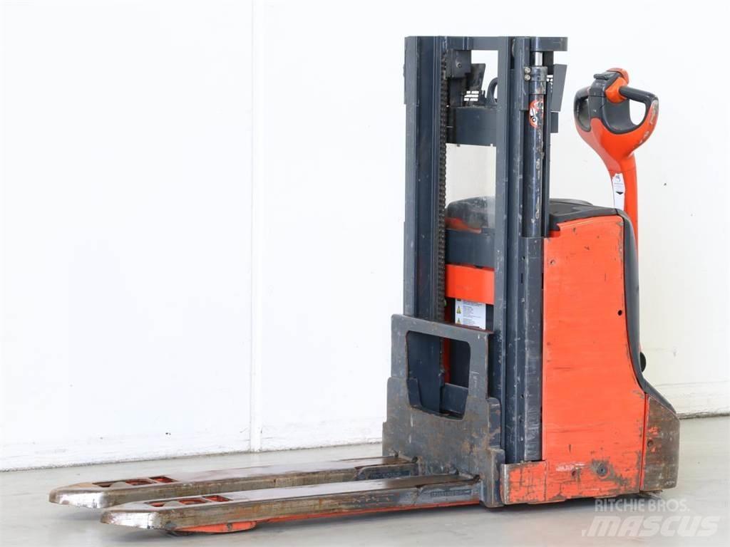 Linde D08/1160-00 Apiladores eléctricos