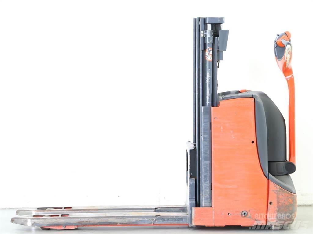 Linde D08/1160-00 Apiladores eléctricos