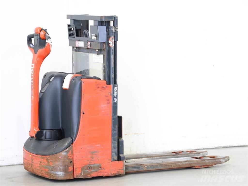 Linde D08/1160-00 Apiladores eléctricos