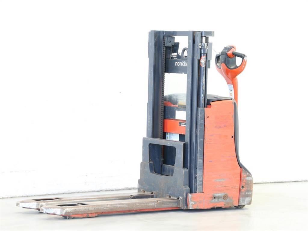 Linde D08/1160-00 Apiladores eléctricos
