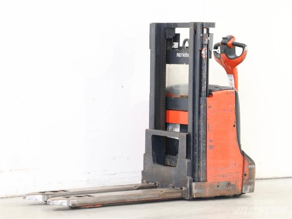 Linde D08/1160-00 Apiladores eléctricos