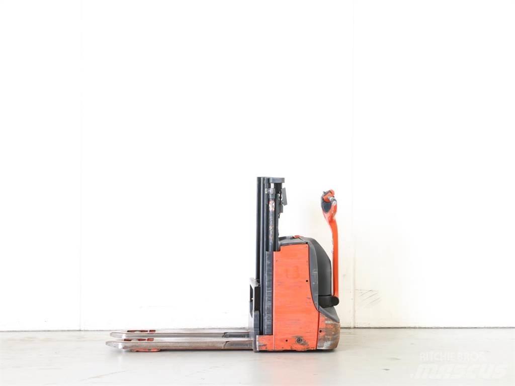 Linde D08/1160-00 Apiladores eléctricos