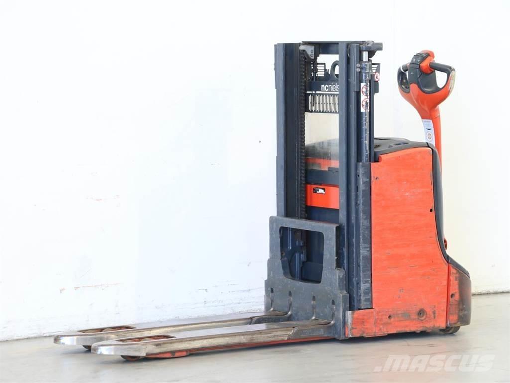 Linde D08/1160-00 Apiladores eléctricos