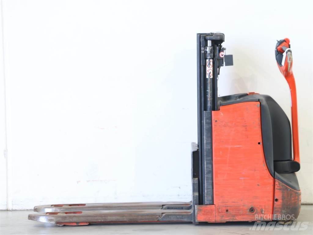 Linde D08/1160-00 Apiladores eléctricos